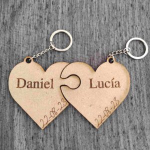 Llavero madera personalizado - Dos corazones