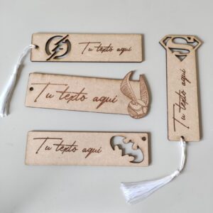 Marcapáginas grabado